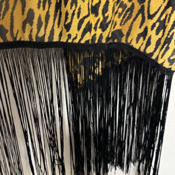 Icon animal print shawl, lightweight, sheer, with fringe, NWT - Picture 6 of 9